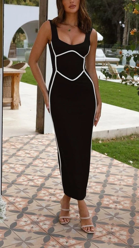 Vestido fino de cuello cuadrado